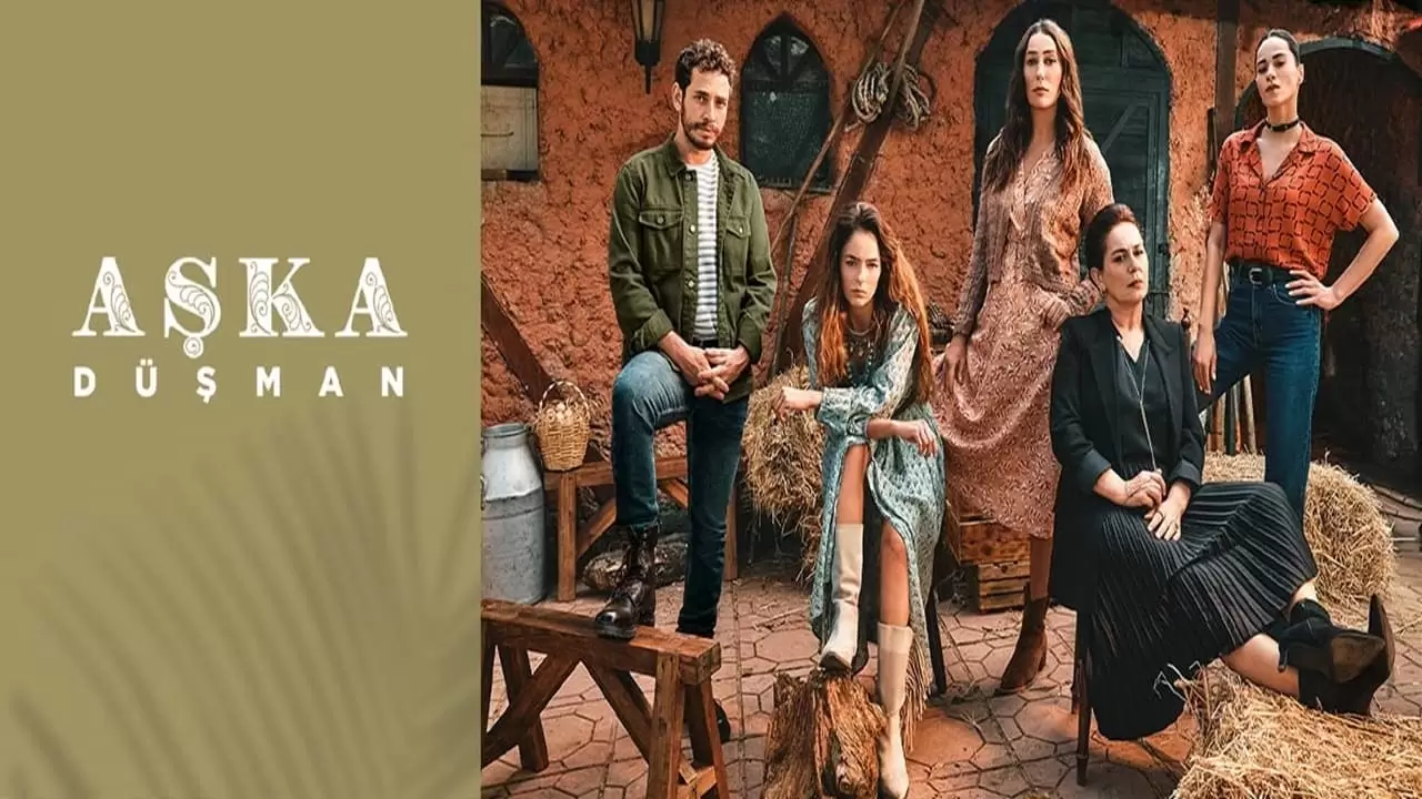 Aska Düsman Backdrop