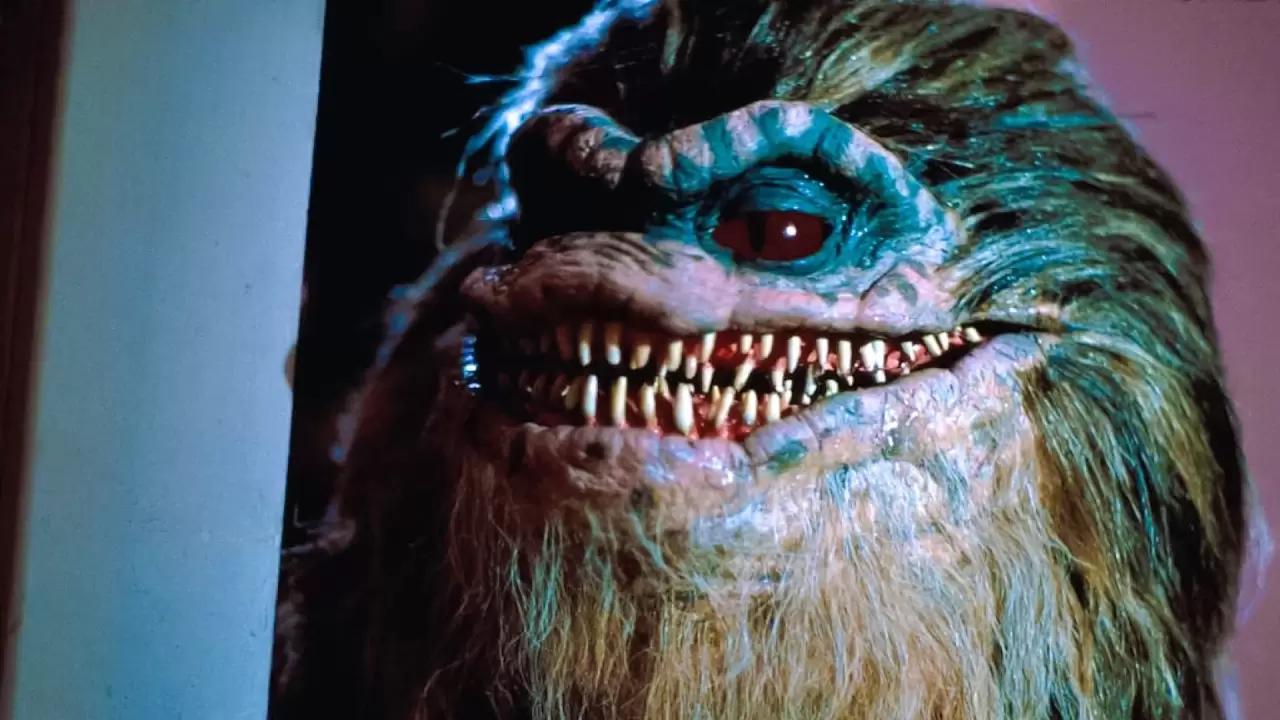 Critters 2: The Main Course Backdrop