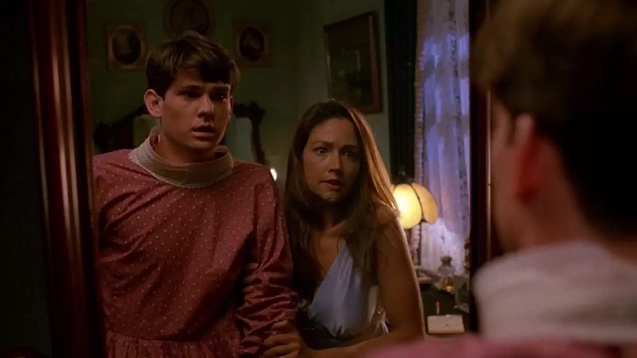 Psycho IV: The Beginning Backdrop