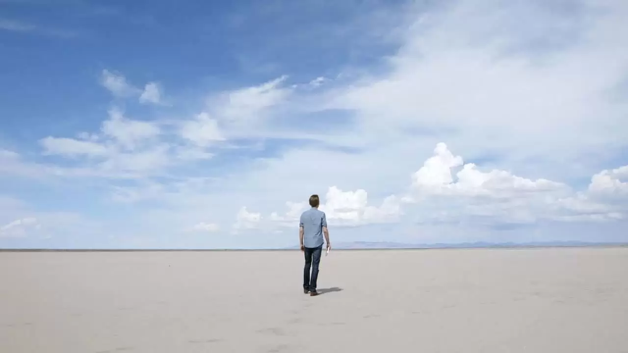 Minimalism: A Documentary About the Important Things Backdrop