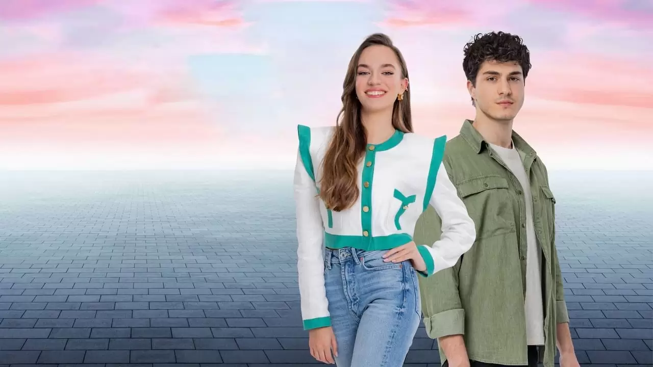 Kendi Düsen Aglamaz Backdrop